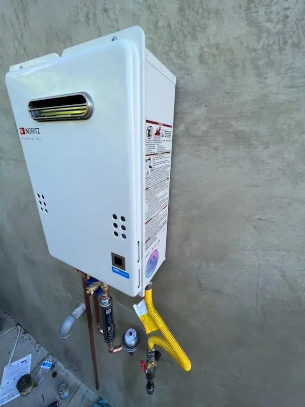 Tankless water heater installation for Oronoque Hills South homes
